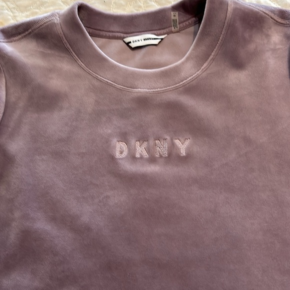 Two DKNY Velour tops like new - Picture 3 of 3